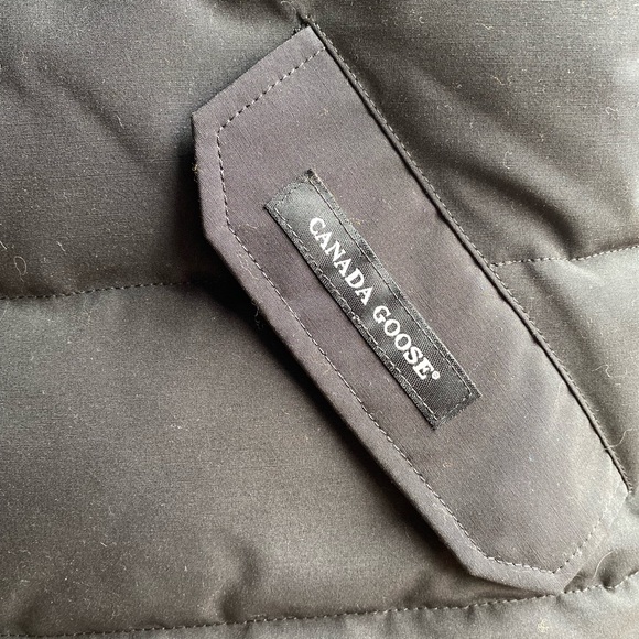 Canada Goose Arctic Program Vest - Picture 11 of 14